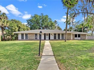 493 Palm Dr, Oviedo, FL 32765