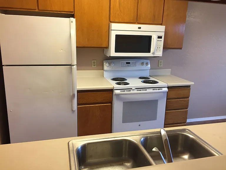 193 Palace Cir #C4 — Photo 2