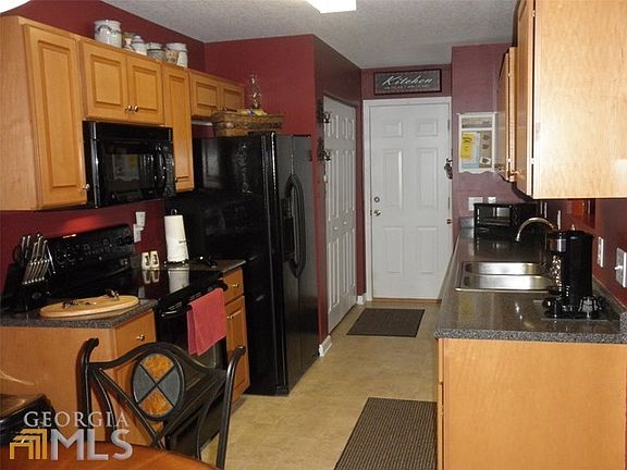 2nd image of 5034 Scotch Pine Ave