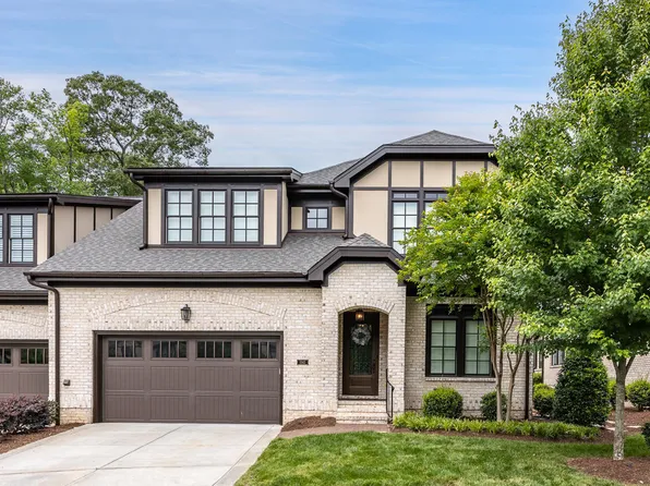 1342 Queensferry Rd, Cary, NC 27511