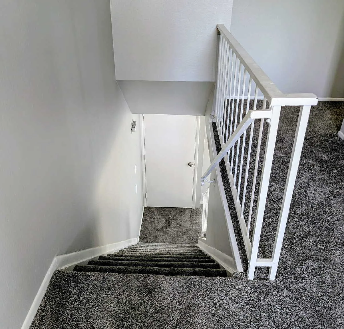 3 bed, 2.5 bath, 1450 sqft, $2,495 — Photo 4