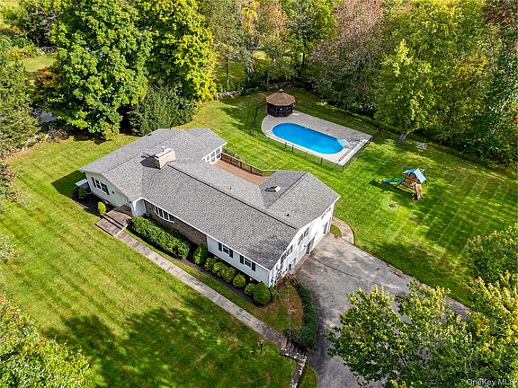 4th image of 484 N Salem Road