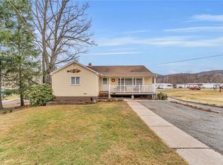 38 Oak St, Deposit, NY 13754