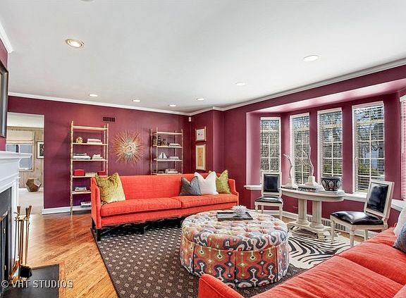 3rd image of 1319 Linden Ave