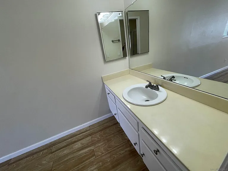 7055 Appian Dr #B — Photo 23