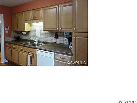 3rd image of 3911 Lynaire Dr
