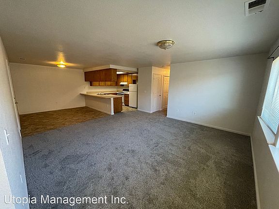 4th image of 530 Howard Ct Unit B