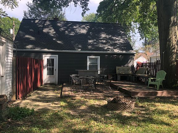 Large private back deck