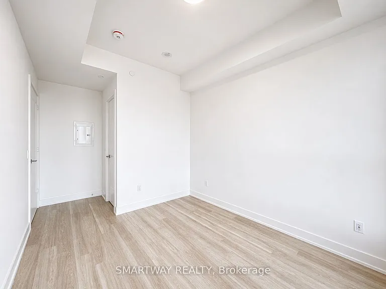 60 Central Park Dr #2601 — Photo 22