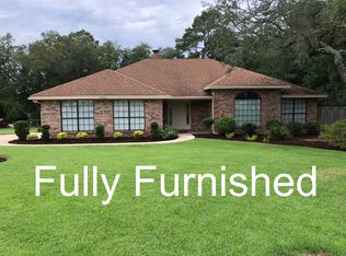 1002 Ridgewood Cv S, Niceville, FL 32578