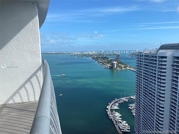 2nd image of 1750 N Bayshore Dr APT 4106