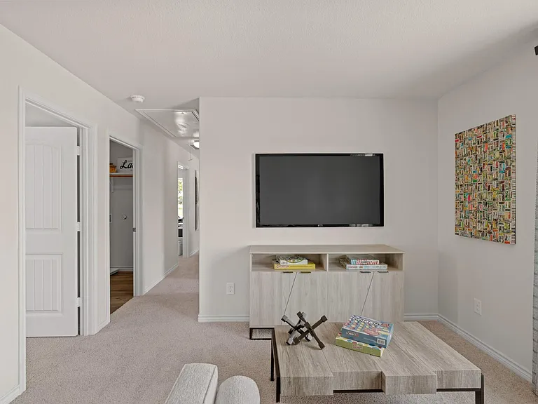 5600 Shore Point Trl — Photo 8