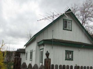 24726 1st St, Weed, CA 96094