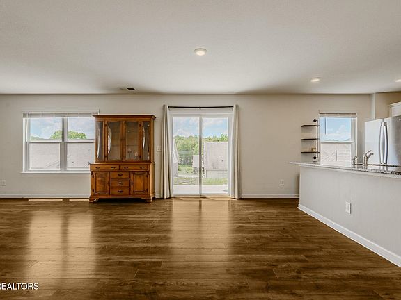 5th image of 4023 Wesoga Dr