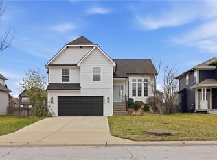 16458 S Lawson St, Olathe, KS 66062