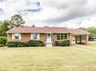 4902 Glendale Ave, North Dinwiddie, VA 23803
