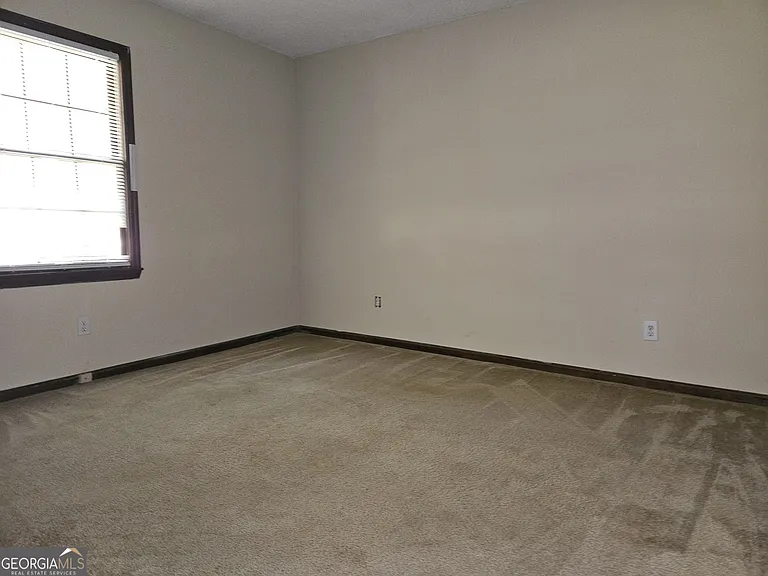 214 John Paul Ave — Photo 14