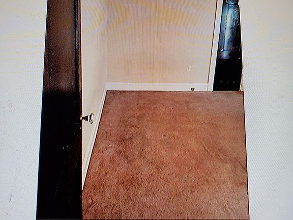 3rd image of 4123 South Benton