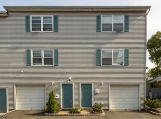 61-67 Welland Ave APT 8, Irvington, NJ 07111