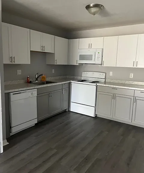 1101 Carillon Pl — Photo 5