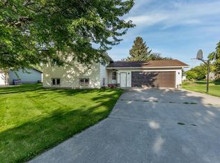 122 13th Ave N, Casselton, ND 58012