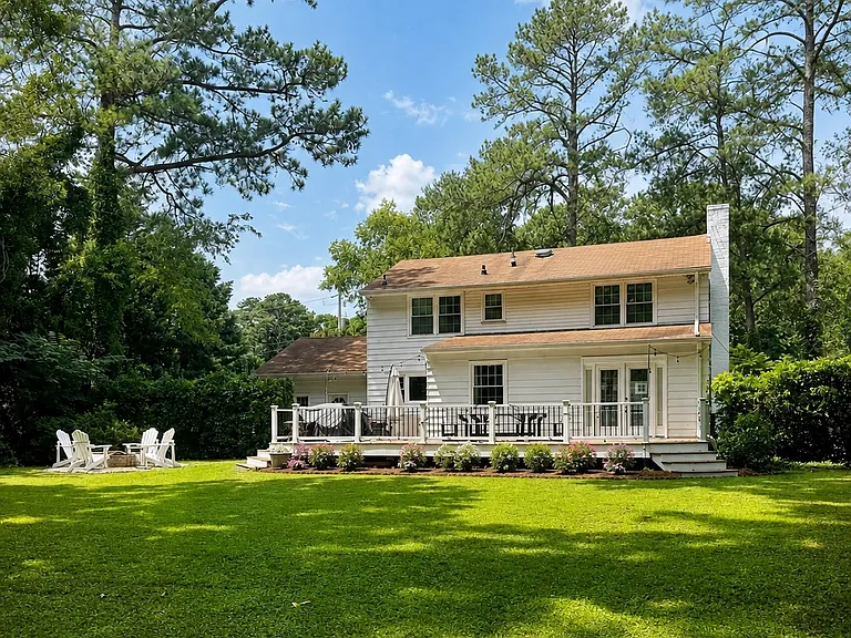 110 Dogwood Dr — Photo 2