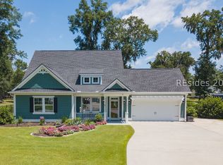 8 Fox Sparrow Rd, Beaufort, SC 29907