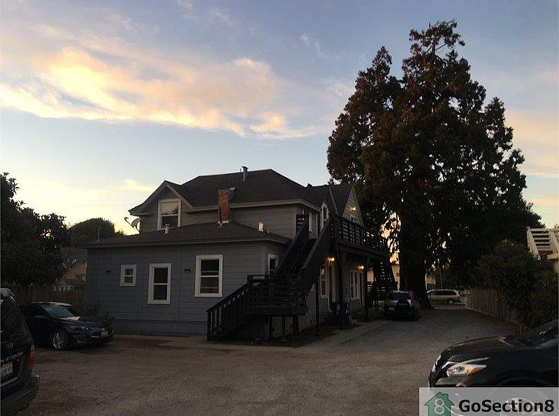 1st image of 23 Ford St #3