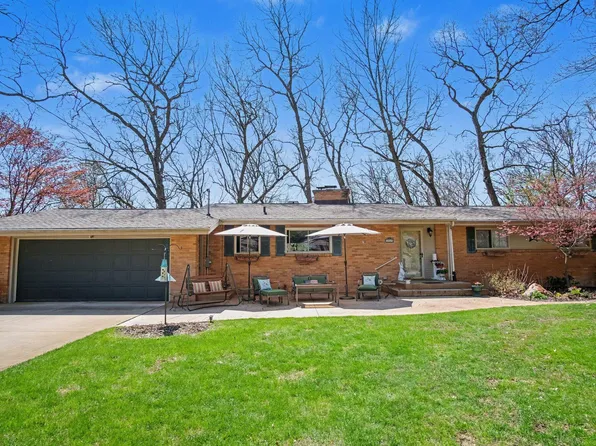 3115 Dorais Dr NE, Grand Rapids, MI 49525