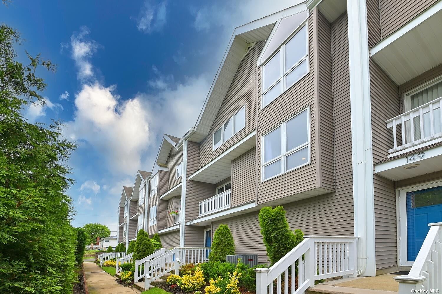 147 I U Willets Road, Albertson, NY 11507 Zillow