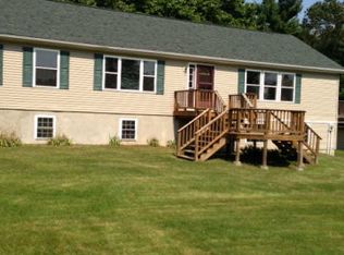 104 Flat Rock Rd, Morrisonville, NY 12962