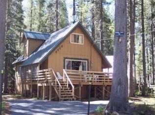 4460 Hemlock Dr, Soda Springs, CA 95728