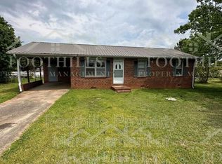 505 Chauga Dr, Anderson, SC 29626
