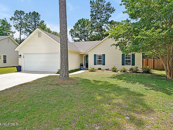 2nd image of 1021 Winterberry Circle