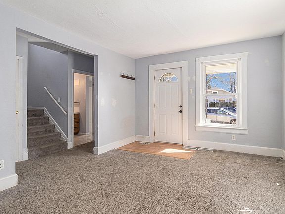 3rd image of 519 S 24th St