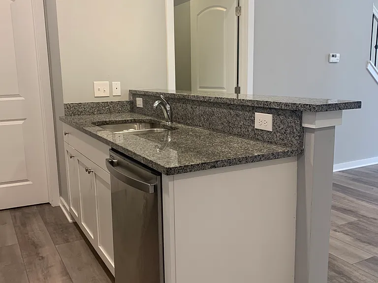 Shelby Pointe Village — Photo 23