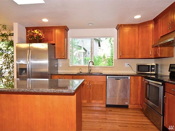 5th image of 14104 NE 66th St