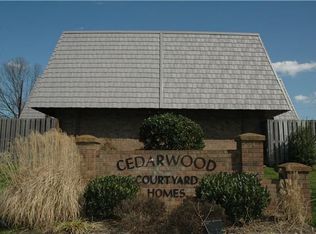 206 Cedarwood Ln, Madison, TN 37115