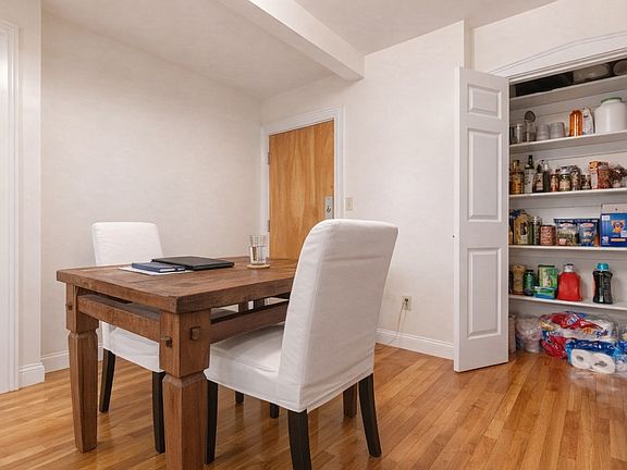 5th image of 25 Glenville Ave #25