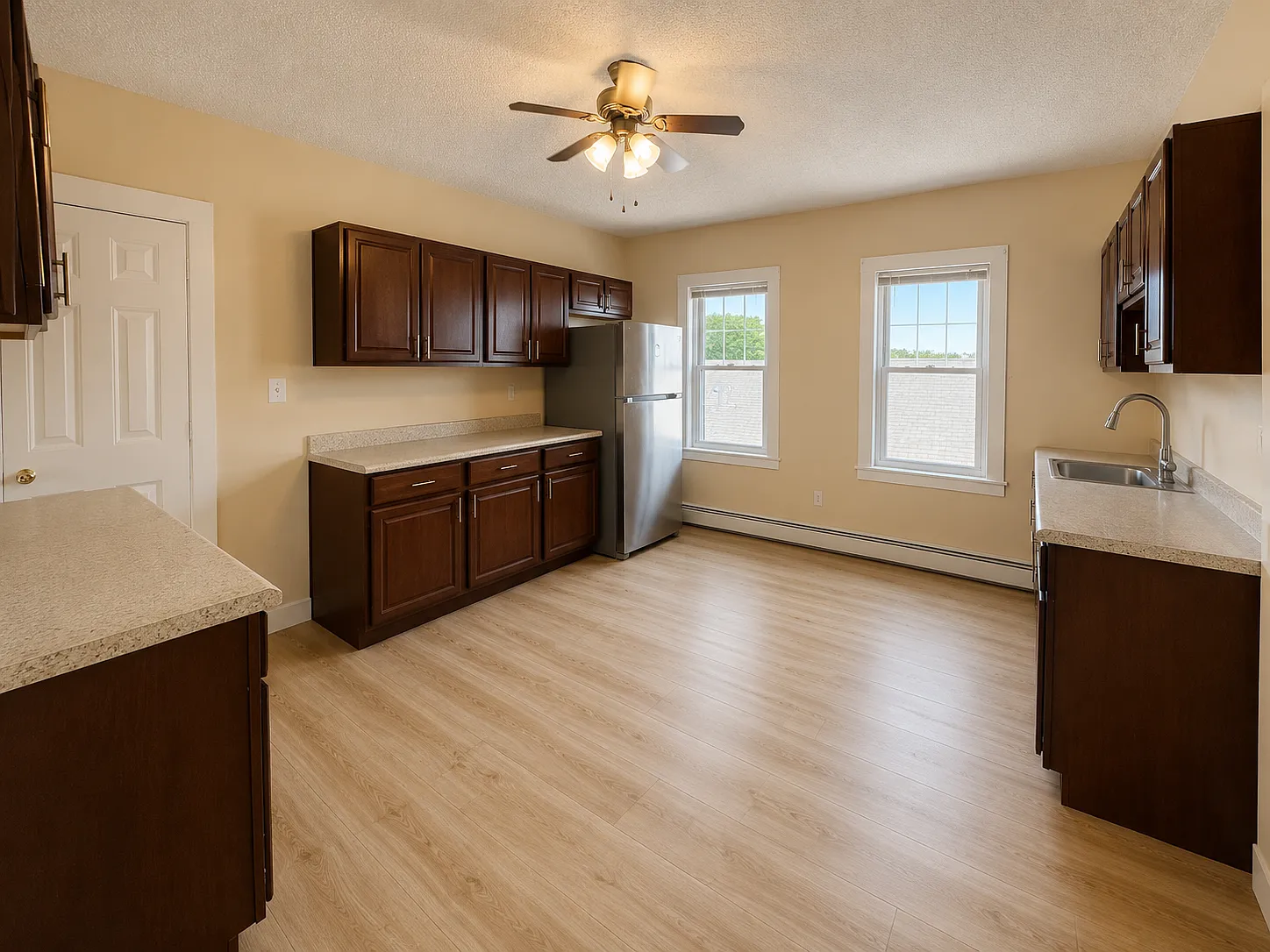 2 bed, 893 sqft, $1,850 — Photo 3
