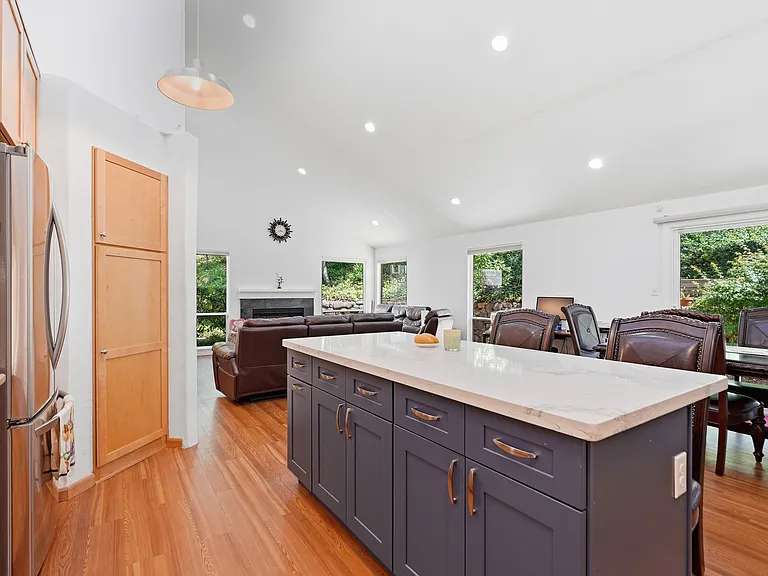 231 Paseo Bernal — Photo 12