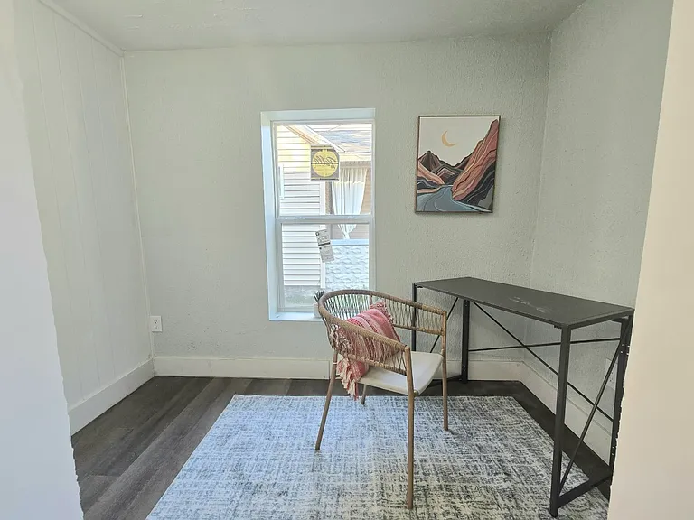 214 Catherine Ave — Photo 7