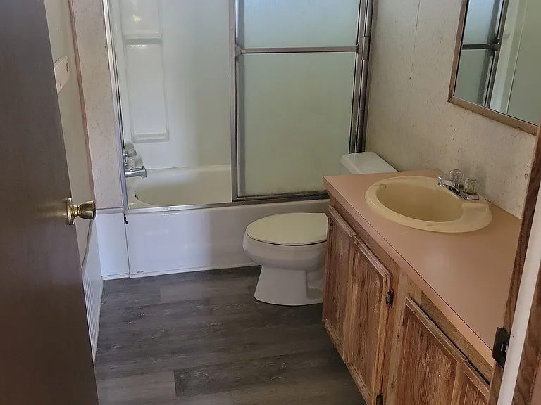 890 N 2nd St — Photo 12