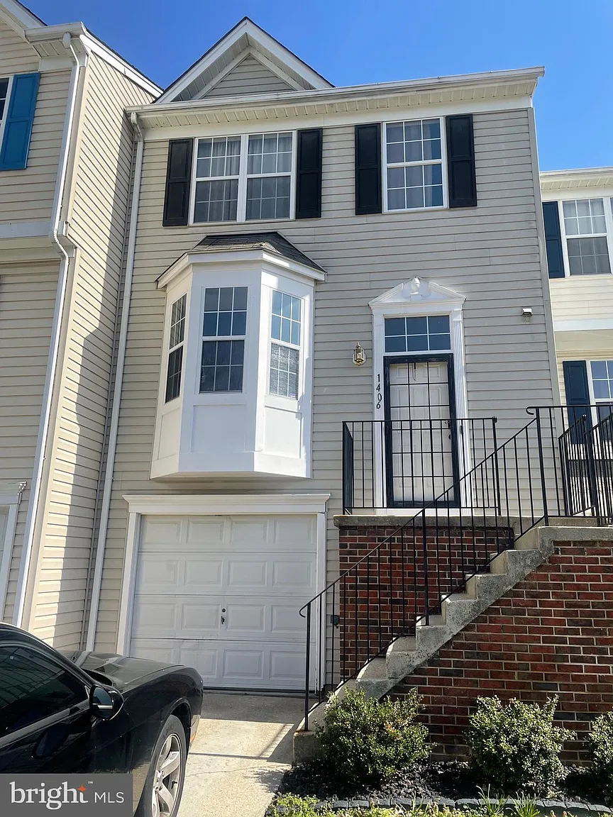 1406 Deep Gorge Ct photo 1