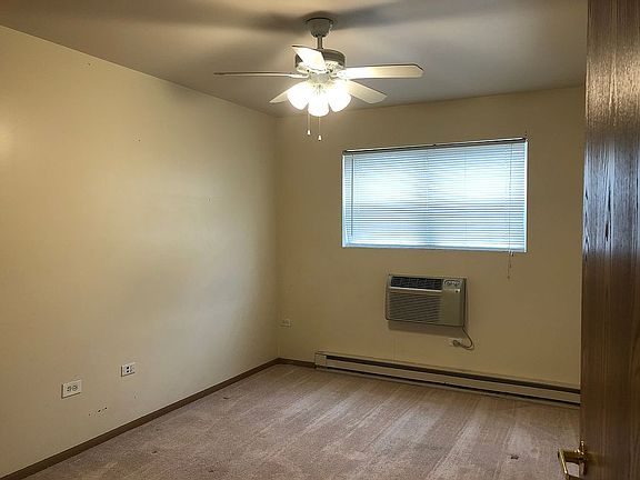 3rd image of 1584 W Crystal Rock Ct Unit 1D