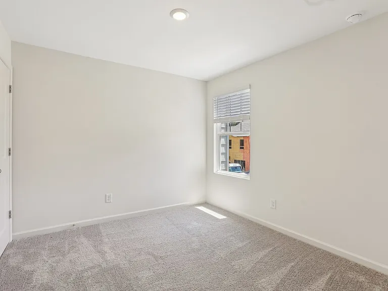 2571 Grey Hawk Dr — Photo 15