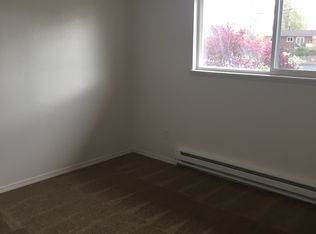 7402 McKinley Ave APT 2, Tacoma, WA 98404