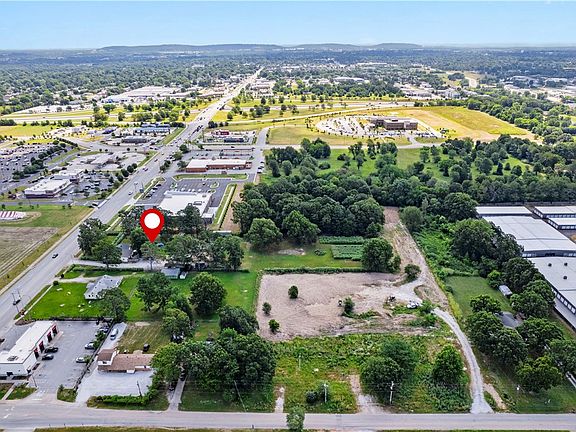 4th image of 5085 Elm Springs Rd
