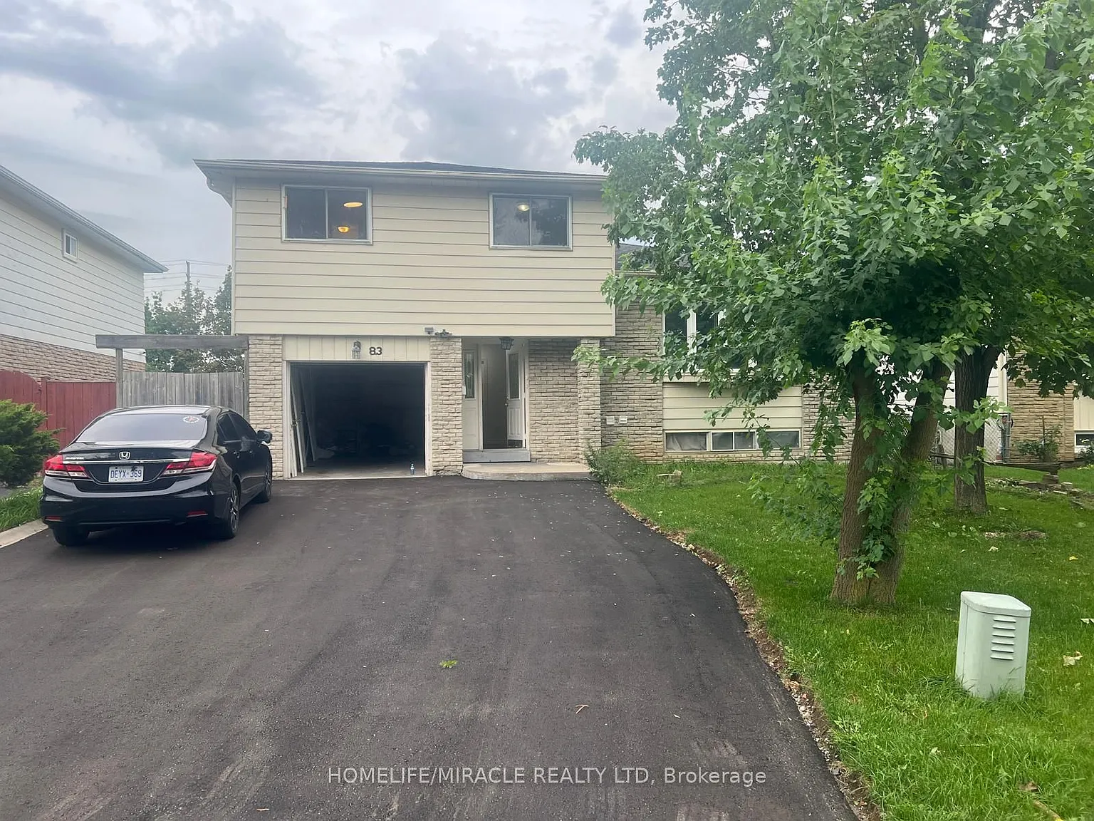 4 bed, $2,900 — Photo 1
