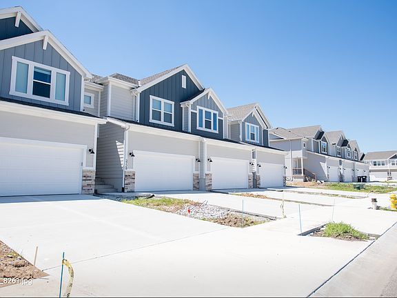2nd image of 3728 SW Maryville Pl #3728